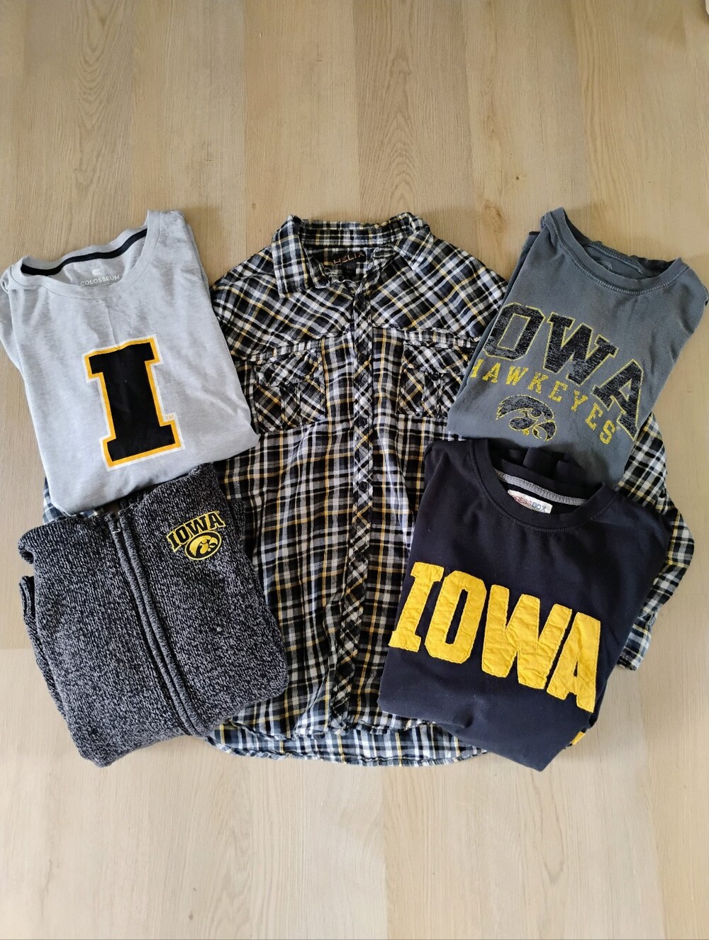 Iowa Black & Gold 5 Shirt bundle